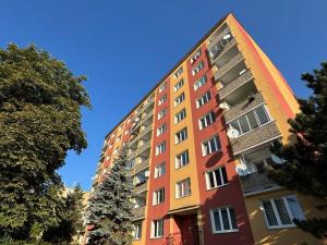 Pronájem bytu 1+1, Chomutov, Kamenná, 35 m2