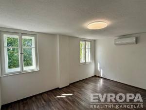 Pronájem bytu 1+1, Praha - Hostivař, V nových domcích, 40 m2