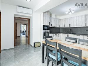 Prodej vícegeneračního domu, Benešov, Masarykovo náměstí, 256 m2