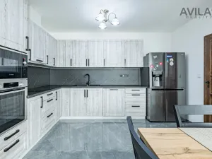 Prodej vícegeneračního domu, Benešov, Masarykovo náměstí, 256 m2