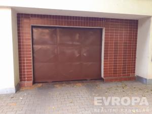 Pronájem garážového stání, Praha - Podolí, Podolská, 14 m2
