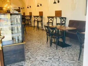 Pronájem restaurace, Opava - Město, Dolní náměstí, 150 m2