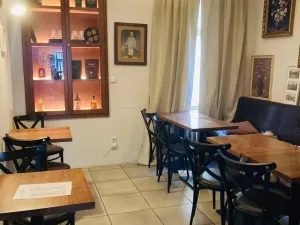 Pronájem restaurace, Opava - Město, Dolní náměstí, 150 m2