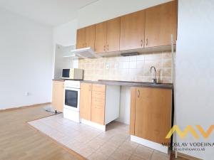 Pronájem bytu 2+kk, Hradec Králové - Kukleny, Pražská třída, 50 m2