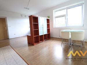Pronájem bytu 2+kk, Hradec Králové - Kukleny, Pražská třída, 50 m2