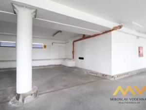 Pronájem bytu 2+kk, Hradec Králové - Kukleny, Pražská třída, 50 m2