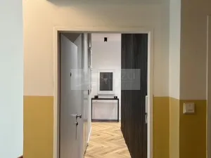 Prodej bytu 2+kk, Karlovy Vary, Sadová, 49 m2