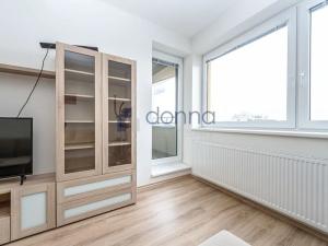 Pronájem bytu 2+kk, Praha, Nárožní, 59 m2
