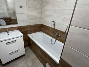 Pronájem bytu 3+1, Razová, 72 m2
