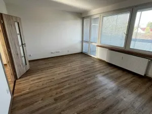 Pronájem bytu 3+1, Razová, 72 m2