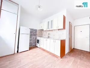 Pronájem bytu 1+1, Kroměříž, U Rejdiště, 32 m2