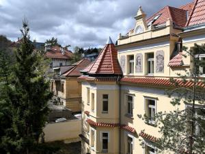 Pronájem bytu 3+kk, Praha - Smíchov, Na Březince, 99 m2