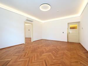 Pronájem bytu 3+kk, Praha - Smíchov, Na Březince, 99 m2
