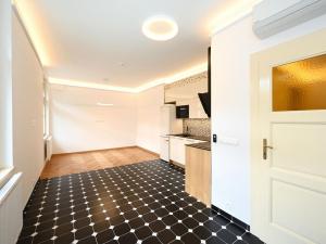 Pronájem bytu 3+kk, Praha - Smíchov, Na Březince, 99 m2