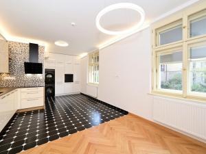 Pronájem bytu 3+kk, Praha - Smíchov, Na Březince, 99 m2