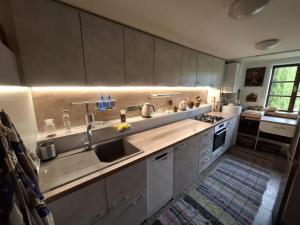 Prodej rodinného domu, Kamenná - Klementice, 214 m2