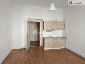 Pronájem bytu 1+1, Praha - Vršovice, Na spojce, 54 m2