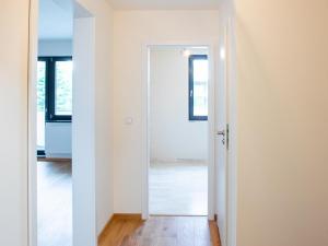 Prodej bytu 2+kk, Poruba, Mongolská, 57 m2