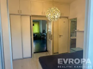 Prodej bytu 2+kk, Praha - Bubeneč, Národní obrany, 50 m2