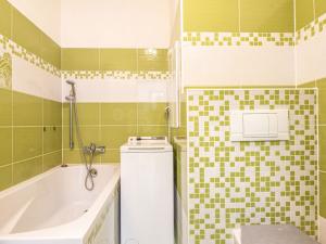 Prodej bytu 2+kk, Česká Lípa, Okružní, 42 m2