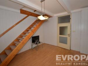 Prodej atypického bytu, Praha - Hloubětín, Klánovická, 54 m2