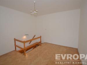 Prodej atypického bytu, Praha - Hloubětín, Klánovická, 54 m2