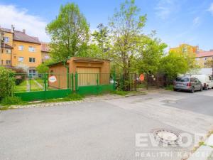 Prodej atypického bytu, Praha - Hloubětín, Klánovická, 54 m2