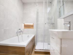 Prodej bytu 3+1, Teplice, Masarykova třída, 78 m2
