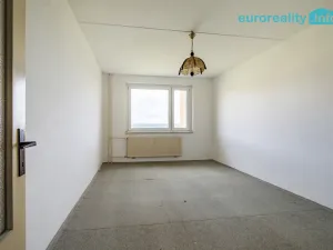 Prodej bytu 3+1, Rotava, Sídliště, 75 m2