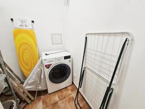 Pronájem bytu 2+kk, Praha - Vysočany, Na břehu, 66 m2