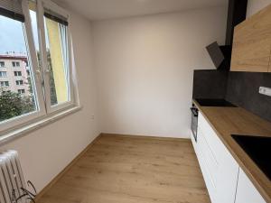 Prodej bytu 1+1, Vsetín, Ohrada, 34 m2