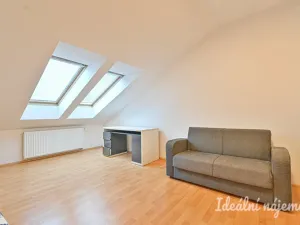 Pronájem bytu 2+1, Brno - Staré Brno, Zahradnická, 79 m2