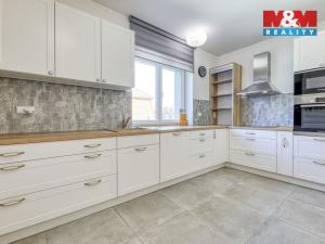 Pronájem bytu 3+1, Plzeň - Jižní Předměstí, Erbenova, 140 m2