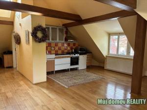 Pronájem bytu 2+kk, Praha - Zbraslav, Šůrova, 97 m2
