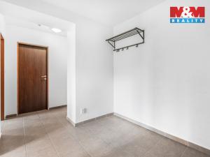 Prodej činžovního domu, Milovice, Topolová, 4261 m2