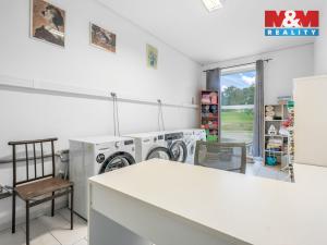 Prodej činžovního domu, Milovice, Topolová, 4261 m2