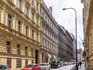 Pronájem bytu 2+kk, Praha - Nové Město, Zlatnická, 51 m2
