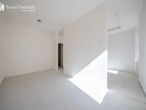 Prodej bytu 2+1, Lomnice, Tišnovská, 43 m2