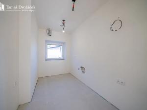 Prodej bytu 2+1, Lomnice, Tišnovská, 43 m2