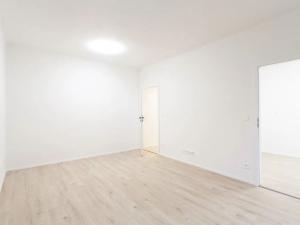 Prodej bytu 2+1, Praha, Pod Rapidem, 44 m2