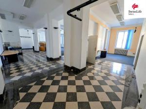 Prodej činžovního domu, Třeboň, Masarykovo nám., 1250 m2