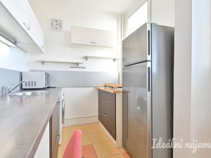 Pronájem bytu 1+kk, Brno, Haškova, 27 m2