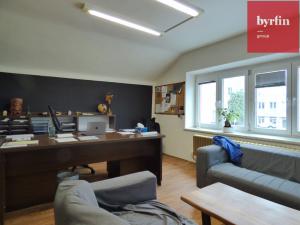 Pronájem kanceláře, Opava, Zámecký okruh, 225 m2