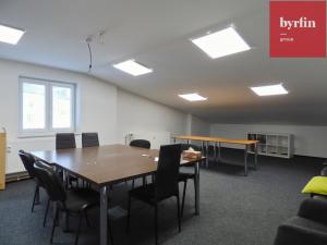 Pronájem kanceláře, Opava, Zámecký okruh, 225 m2