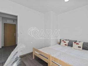 Prodej bytu 2+kk, Davle, Sídliště, 41 m2