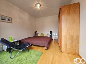 Pronájem bytu 2+kk, Praha, Pod Kavalírkou, 62 m2