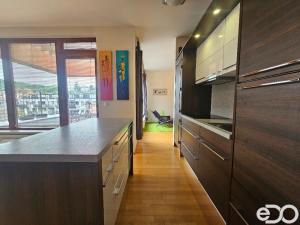 Pronájem bytu 2+kk, Praha, Pod Kavalírkou, 62 m2