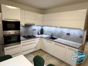 Pronájem bytu 3+1, Opava, Ratibořská, 76 m2