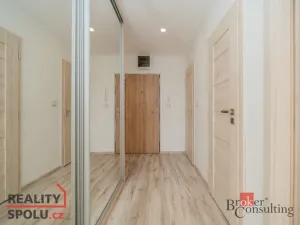 Pronájem bytu 2+kk, Praha - Vokovice, Tobrucká, 51 m2