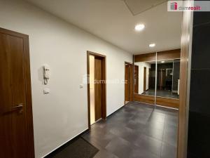 Prodej bytu 2+1, Mariánské Lázně, Hlavní třída, 74 m2